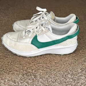 Women’s nike shoes